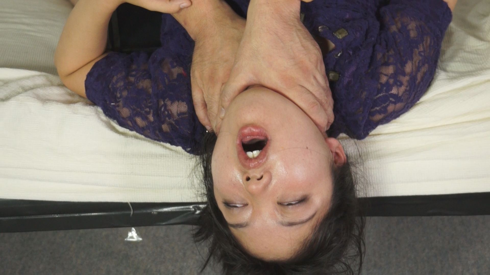 【投稿】傲慢女を首絞めリンチ7 サンプル画像09