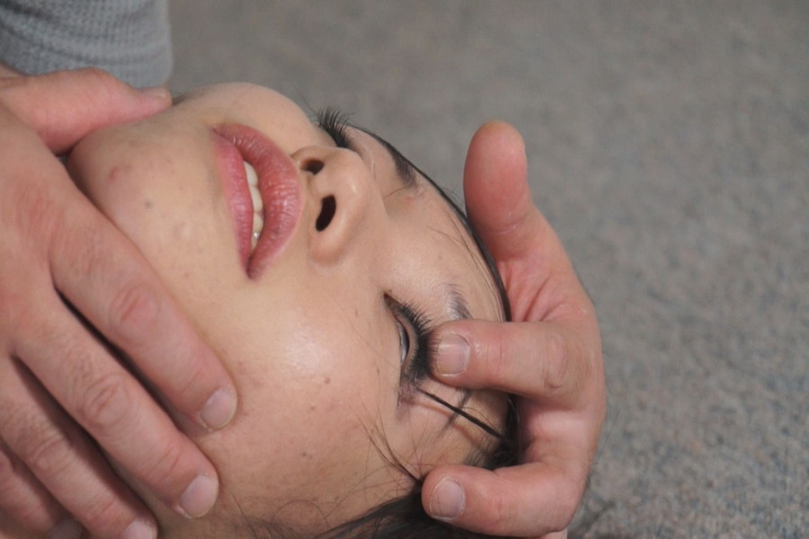 【投稿】傲慢女を首絞めリンチ8 サンプル画像05