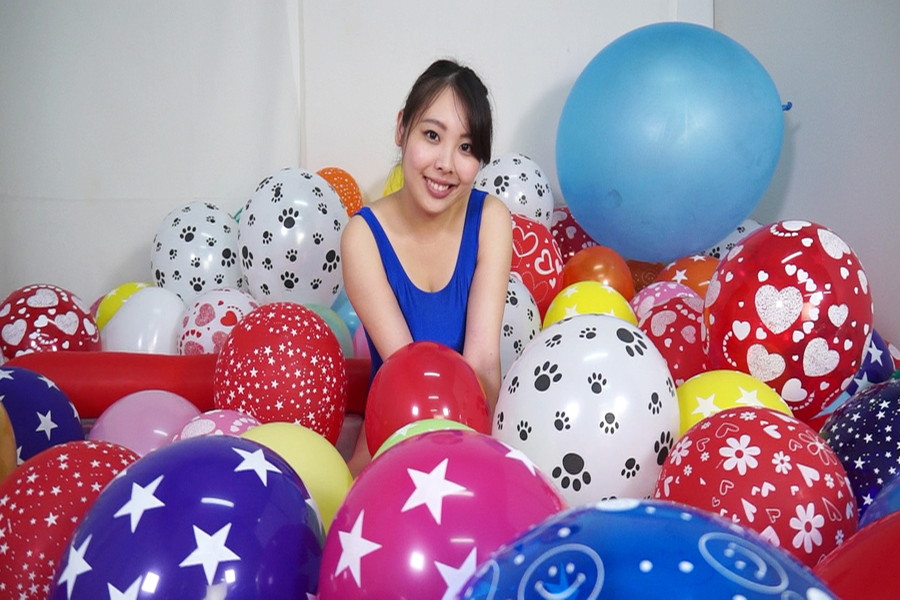 【投稿】新・ボクと一緒に風船遊び 梅原 葵　サンプル画像01