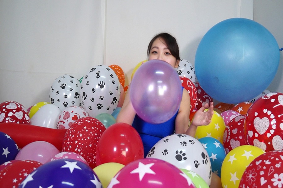 【投稿】新・ボクと一緒に風船遊び 梅原 葵　サンプル画像02