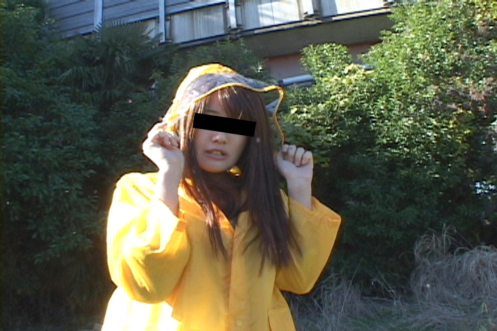 【1000pts!】素人限定レインコートプレイ1　サンプル画像03