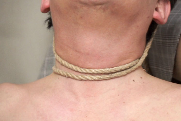 【1000pts!】清純美女が男を首絞め! 4　サンプル画像07