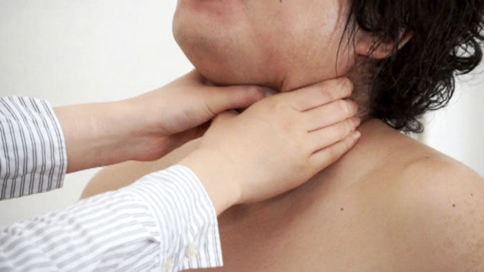 【1000pts!】清純美女が男を首絞め! 5　サンプル画像02