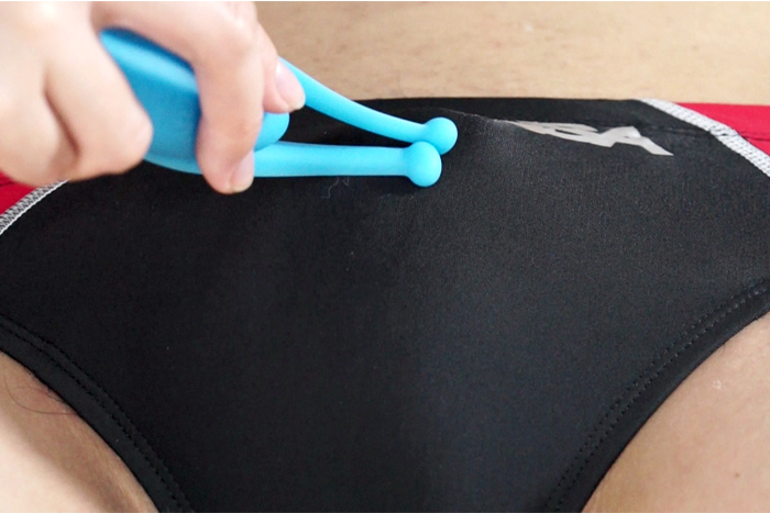 競泳水着男女股間濡れ濡れしごき4　サンプル画像10