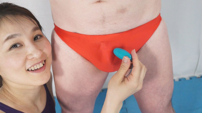 熟女ハイドロ競パンしごき8　サンプル画像09