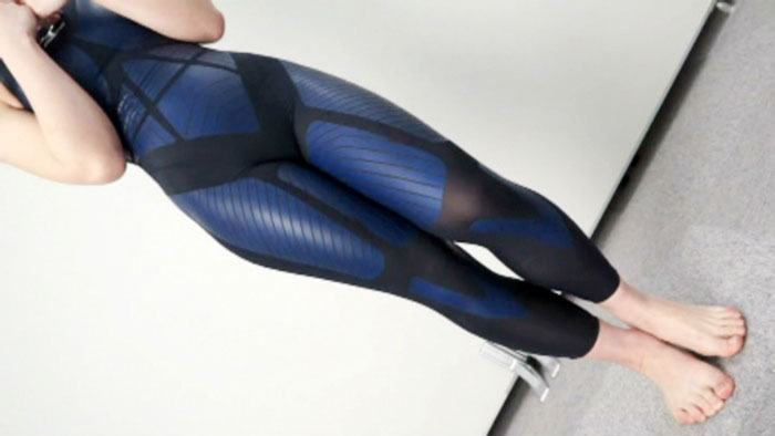 【新特別価格】レーザーレーサータイプの競泳水着3　サンプル画像01