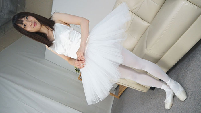 【本日限定価格】リアルバレリーナ クラシックバレエ歴13年 遠峯あやか　サンプル画像02