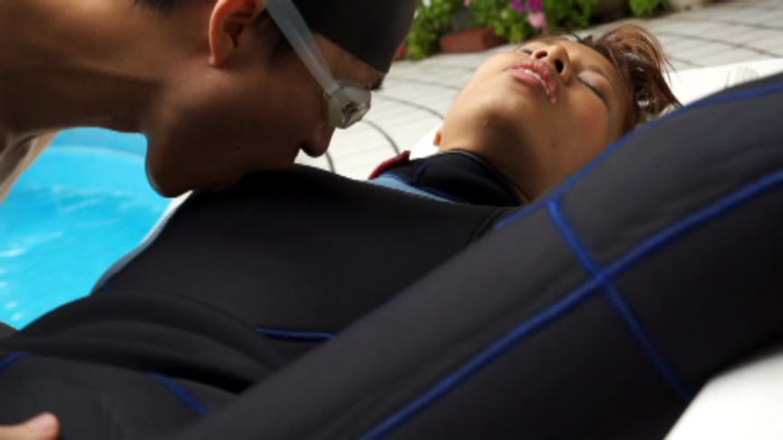 【値下げ商品】ウェットスーツガール4　サンプル画像07