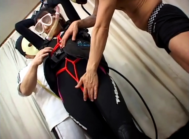 【新特別価格】ウェットスーツマーメイド監禁・観察日誌Vol.3　サンプル画像08