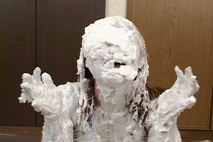 パイ投げ&クリームまみれでエッチ 6　サンプル画像05