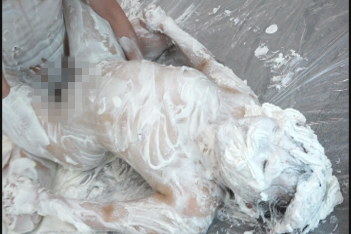 パイ投げ&クリームまみれでエッチ 7　サンプル画像01