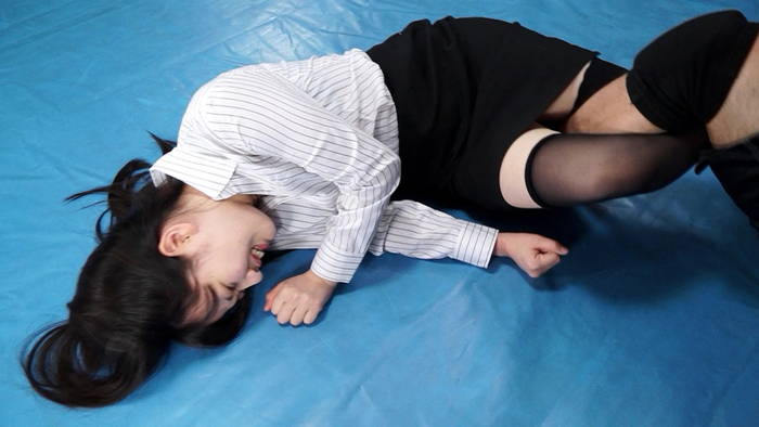 拉致暴行プロレス地獄MIX Vol.8 就活女子七菜原ココ編　サンプル画像03