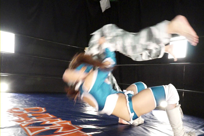 【値下げ商品】格闘ヒロインツイン陵辱1 サンプル画像05