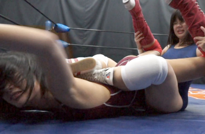 【新特別価格】ミスマッチプロレス Vol.4 高身長スレンダー美女VS低身長ロリ娘　サンプル画像11