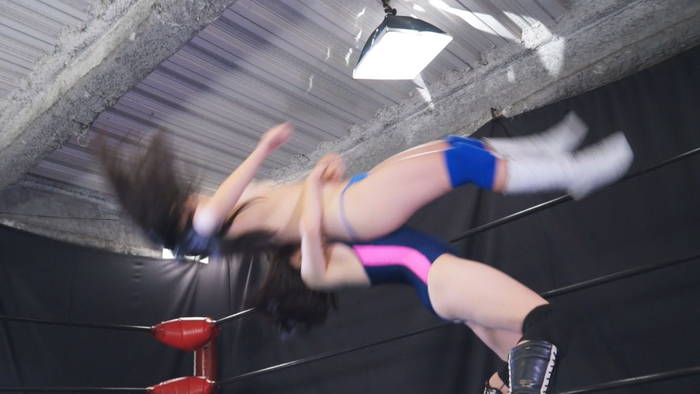 女子プロレス巨乳トップレスファイト外伝2 -望月れな 屈辱の一人だけトップレスマッチ- サンプル画像07