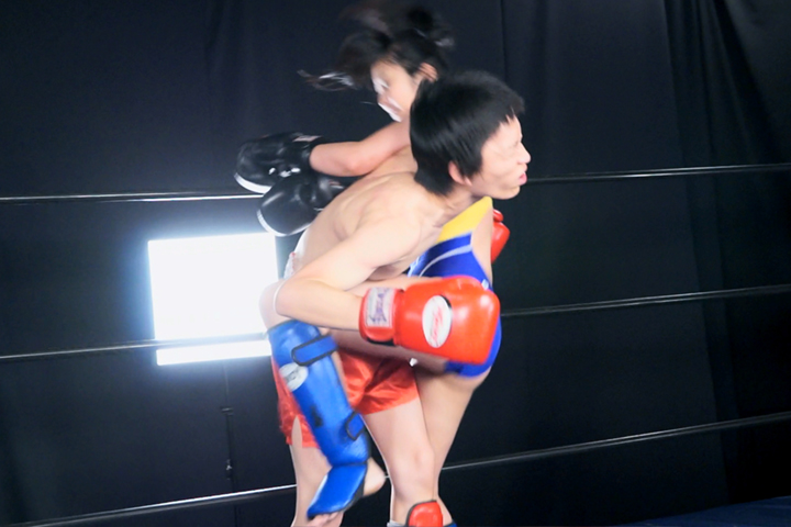 BATTLE キックボクシングアイドル列伝VS男子キックボクサー1 金城真央　サンプル画像11