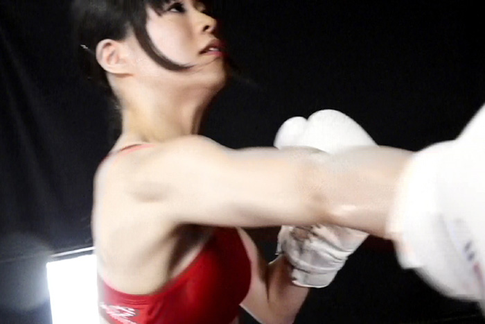女子ボクサーとサンドバックプレイ7　サンプル画像08