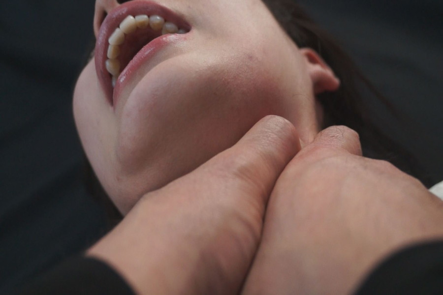 【700ptsOFF!】女を首絞め2　サンプル画像11