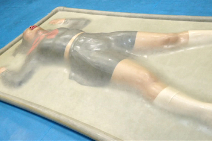 バキュームベッド女窒息調教1　サンプル画像02