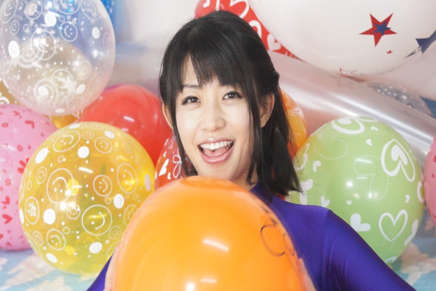 範田紗々と北見えりの風船ファンタジー　サンプル画像06