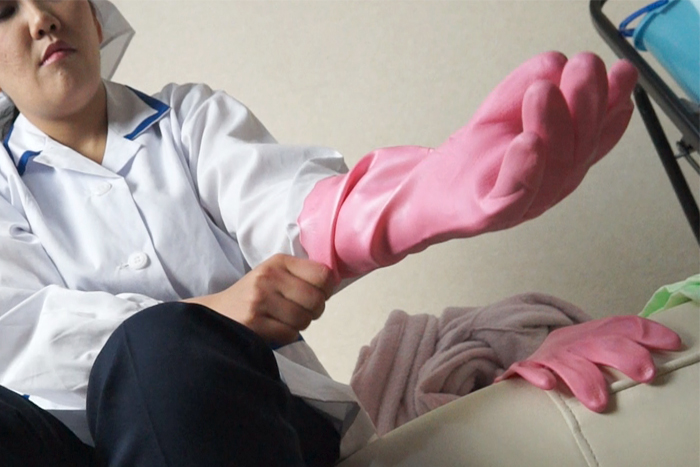 【新特別価格】家政婦優子　炊事用ゴム手袋情事5　サンプル画像08