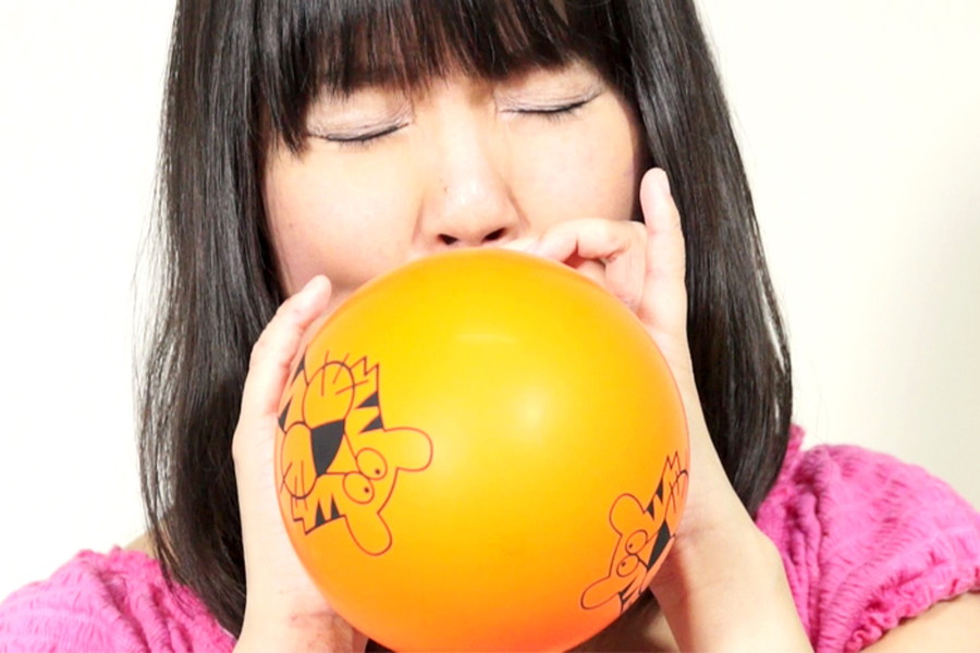 【700ptsOFF!】真崎寧々の風船体験　サンプル画像03