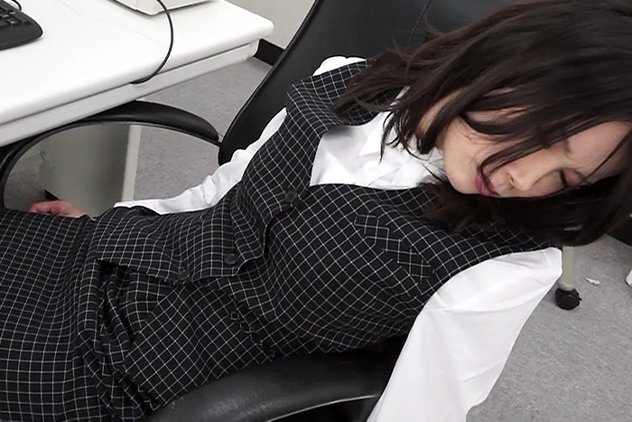 【新特別価格】監禁キャリアウーマン2　サンプル画像02