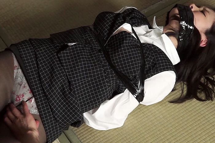 【新特別価格】監禁キャリアウーマン2　サンプル画像05