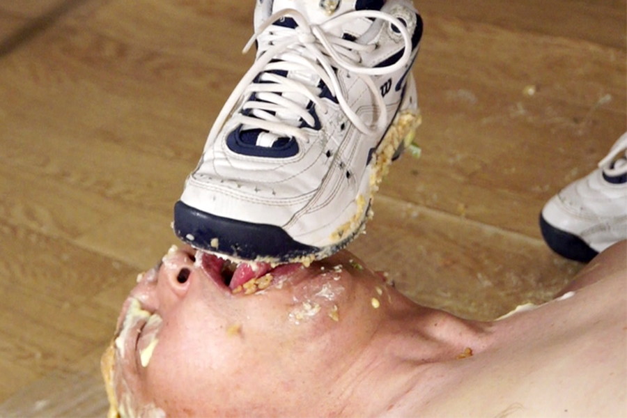 土足女の男踏みフードクラッシュ 2　サンプル画像06