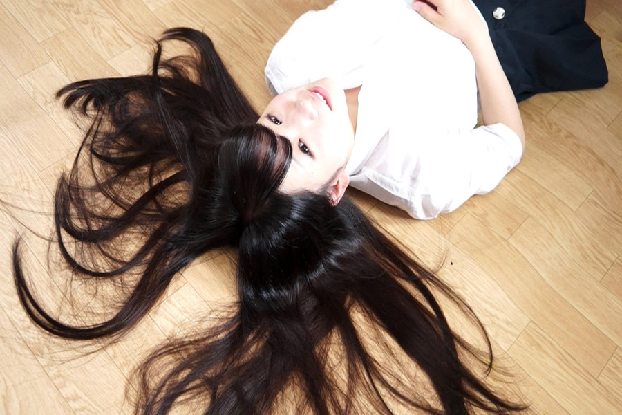黒髪少女七菜原ココ 恋するロングヘアー　サンプル画像01