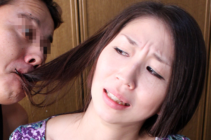 毛髪悪戯団ヘアベアーズのロングヘアー悪戯 No.8　サンプル画像02