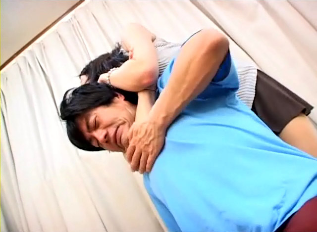 【新特別価格】猟奇女達の首絞め遊戯 第五集　サンプル画像02