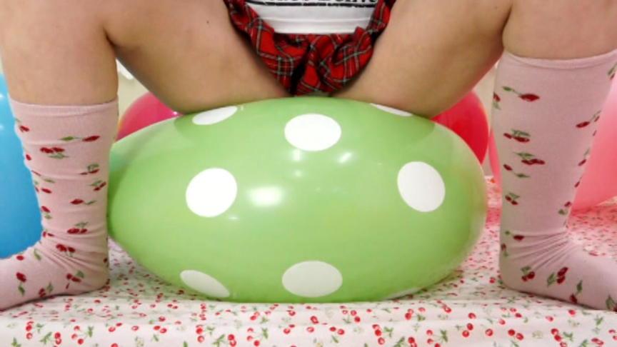 バルーン圧迫オナニー3　サンプル画像02