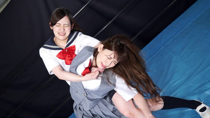 キャットファイト　プロレス コブラツイスト