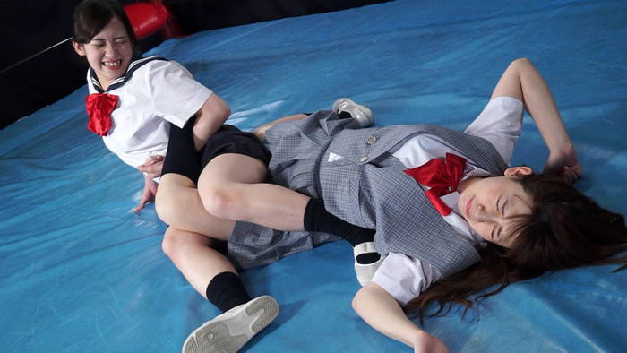 女子プロレス　ひな ひなの 女子校生