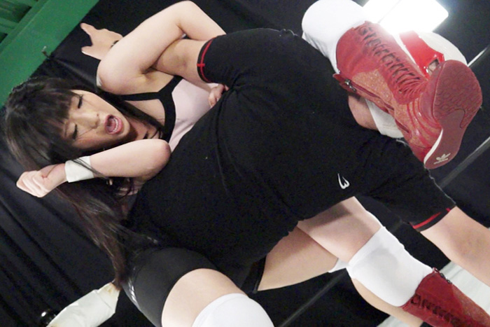 ファイティングガールズ8ミックスファイト&イメージ 雨宮留菜 キャットファイト ファイティングガールズ8ミックスファイト&イメージ 雨宮留菜 卍固め