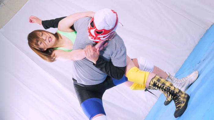 技マニア　キャットファイト　生駒はるな  Ｍ格闘 コブラツイスト