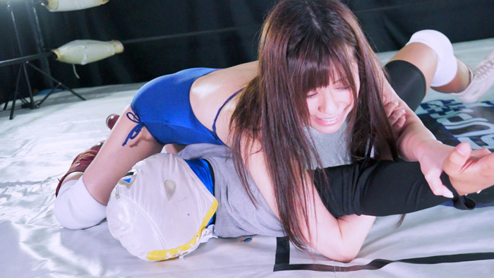 プロレス技 キャットファイト　千野くるみ　ハイレグ