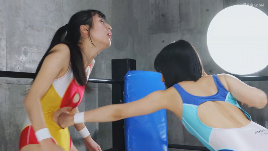 前乃菜々と宇一佳 奈実が3Rで激突する女子ボクシング映像