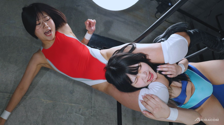 羽月果音vs市川りくの女子プロレス一本勝負